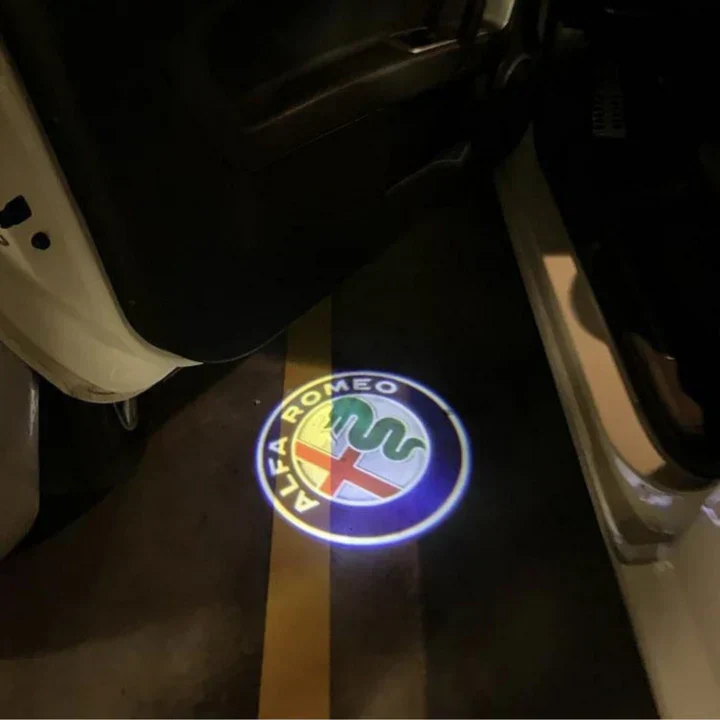 CarLight PRO | Projecteurs LED personnalisés pour voiture - Image 12